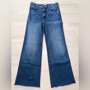 MOTHER The Hustler Roller Roller Sneak Jeans in Heirloom Size 29 frayed hem